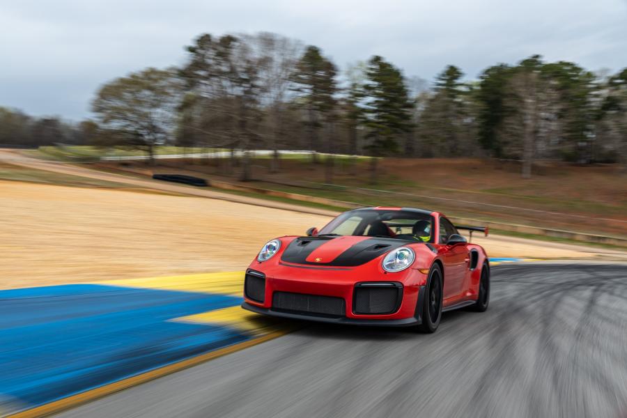  Porsche 911 GT2 RS (991) 2017 года  (NA) (фото 40 из 42)